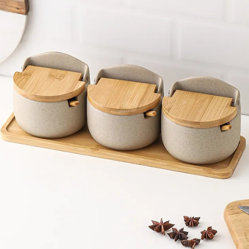 צנצנות קרמיקה